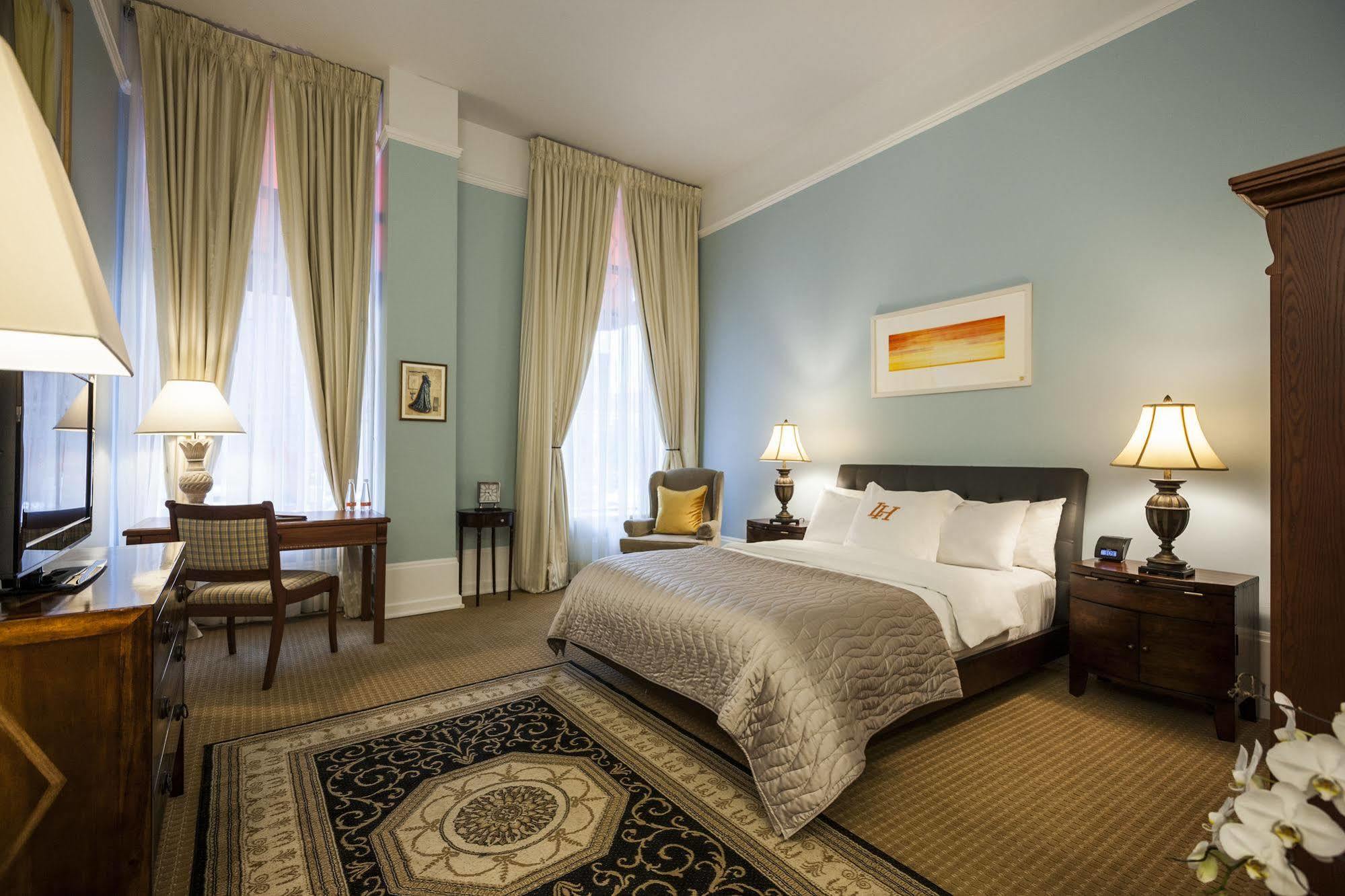 Lhotel Montréal